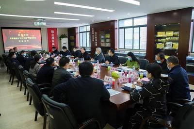 周春艷率‘設(shè)計(jì)河南’課題研究小組赴鄭州開展軟件技術(shù)交流調(diào)研